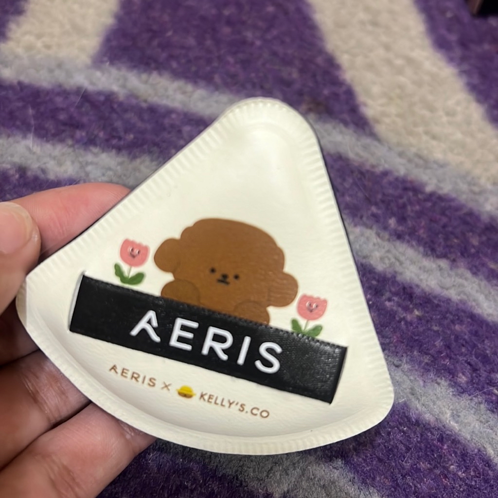 Aeris x Kelly & Co. Cloud Conceal Puff - Cream Poodle imgfdn-c143edda-bf8c-4f8e-9667-6ea5a2f53b9f