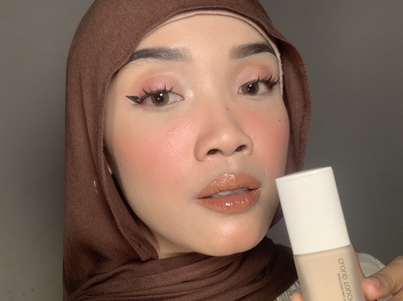 Cloud Touch 3% Niacinamide Brightening Skin Tint - N402 Shell Ivory imgfdn-bf5b6baa-a726-4e26-a53b-f745317ef781