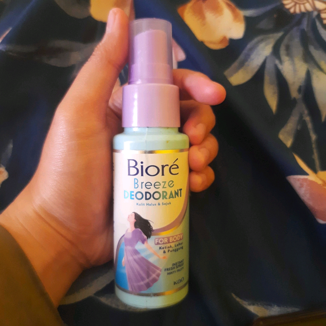 Breeze Deodorant Spray - Minty Fruity imgfdn-f5c9ba84-209f-43d8-ab1a-3f73ea2c531d