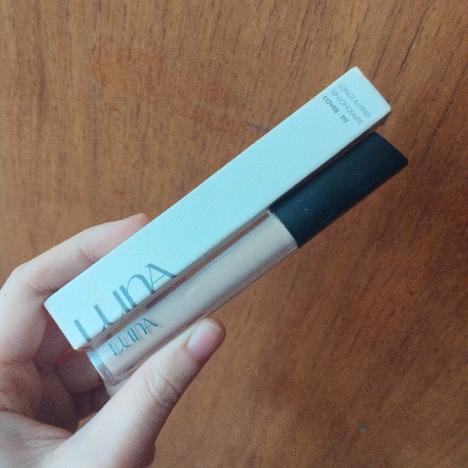 Long Lasting Tip Concealer Cover-Fit SPF34/PA++ - 01 Vanilla imgfdn-710f9a6e-f4bc-440f-82a9-29c42569c56e