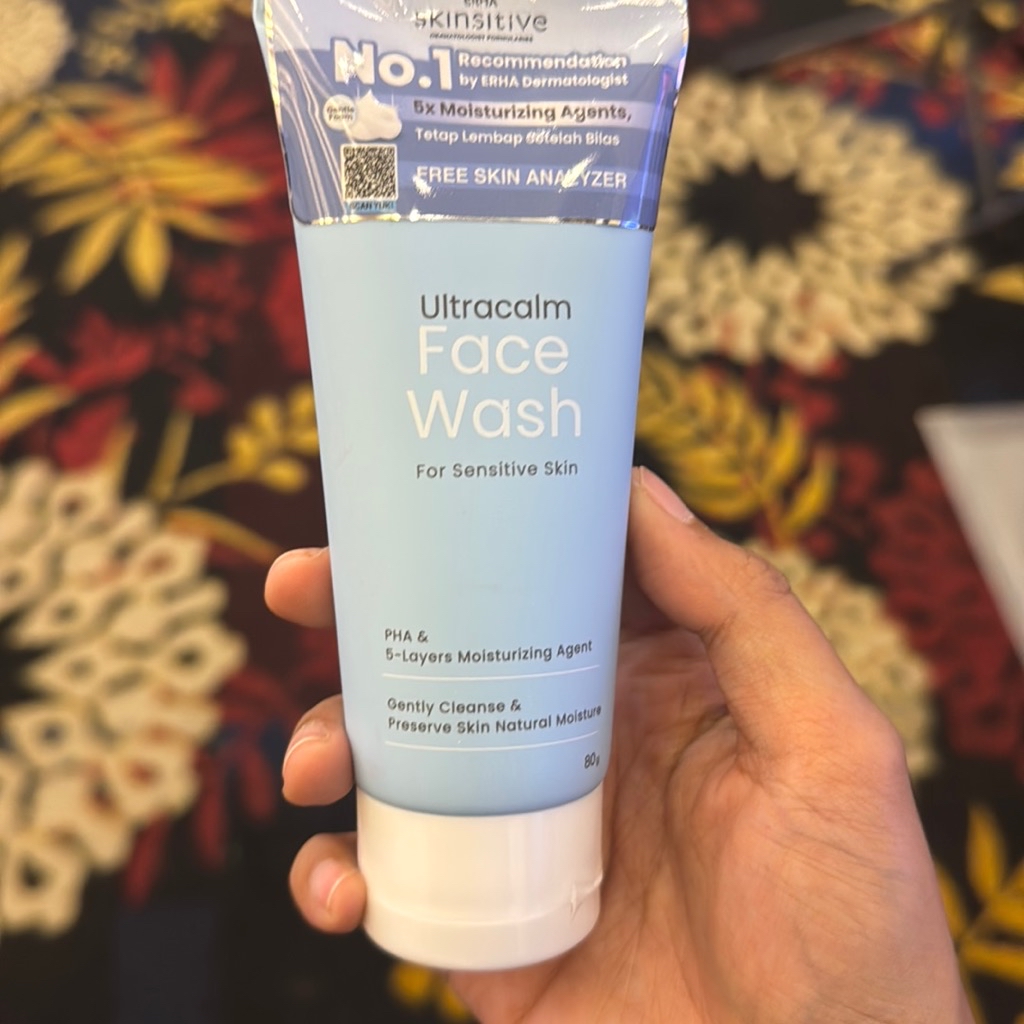 Ultracalm Face Wash imgfdn-179b4c2a-14a7-4eb0-8fef-09d12824779f
