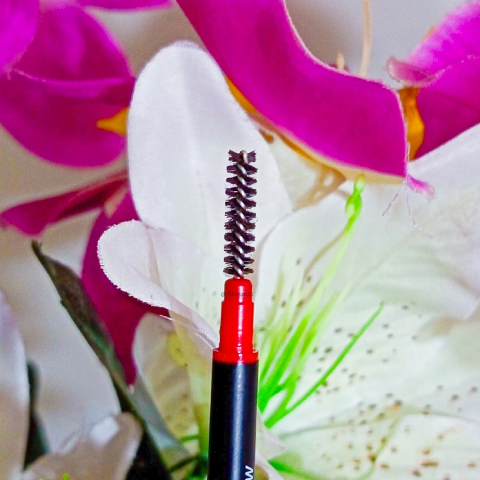 Precise Matic Eyebrow - 02 Grey Brown imgfdn-ec5f2fff-c416-4e17-84f5-c9d42ffb4091