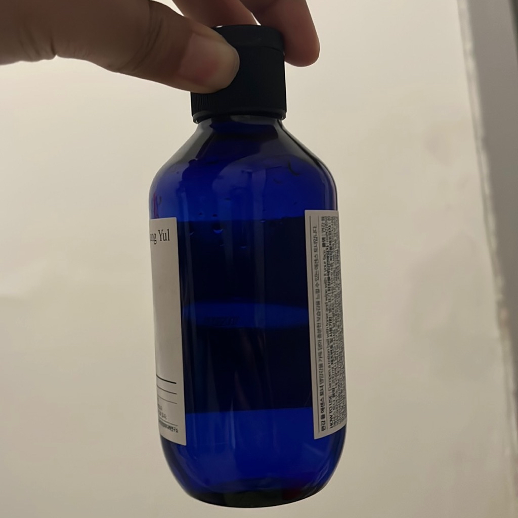 Essence Toner imgfdn-8b5db8b4-7c47-4cab-bd2f-1ae91867d949