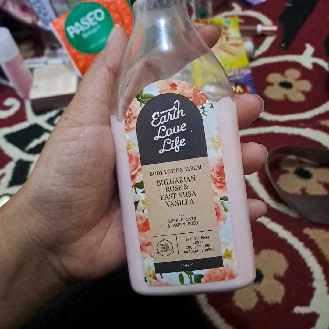 Body Lotion - Bulgarian Rose & East Nusa Vanilla imgfdn-2713b673-f664-4aaa-bc6f-c3b3d6dfc66f