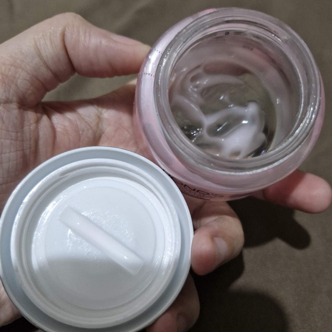 Ultra Light Biome Brightening Moisturizer Gel imgfdn-639978f6-7ddf-4d0e-b29a-704210a78658