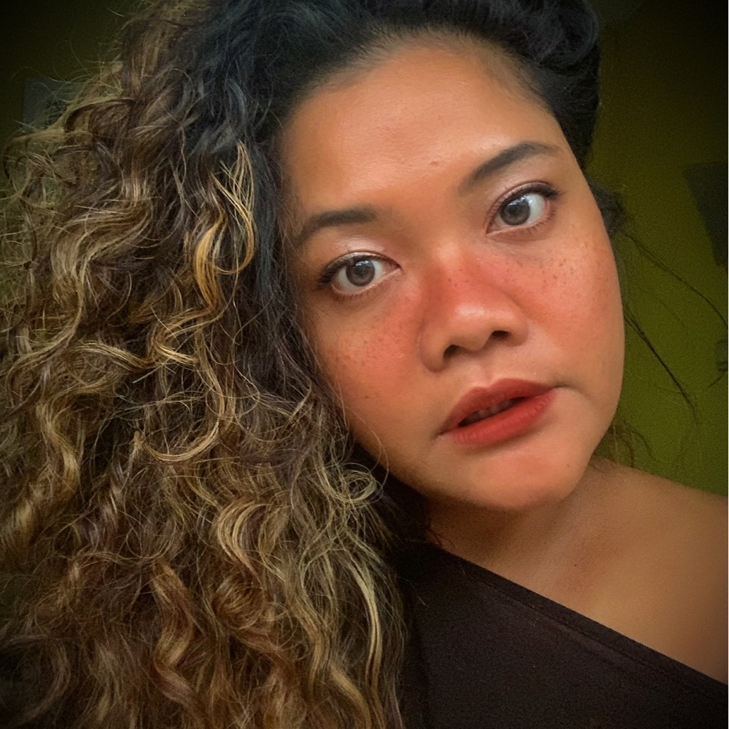 Curling Essence Volume Curl imgfdn-ca424259-f0ff-4522-94d8-124255068a95