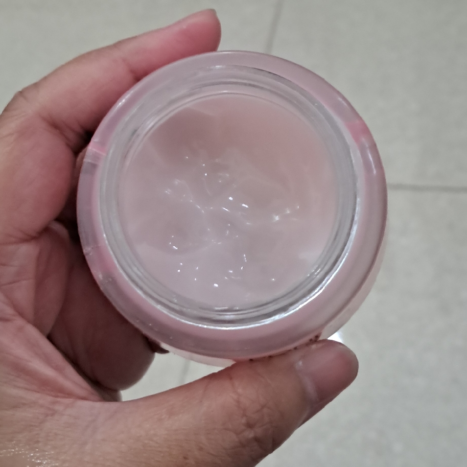 Ultra Light Biome Brightening Moisturizer Gel imgfdn-6f8f5d7d-a120-4a95-843c-7ea2ad546d5a