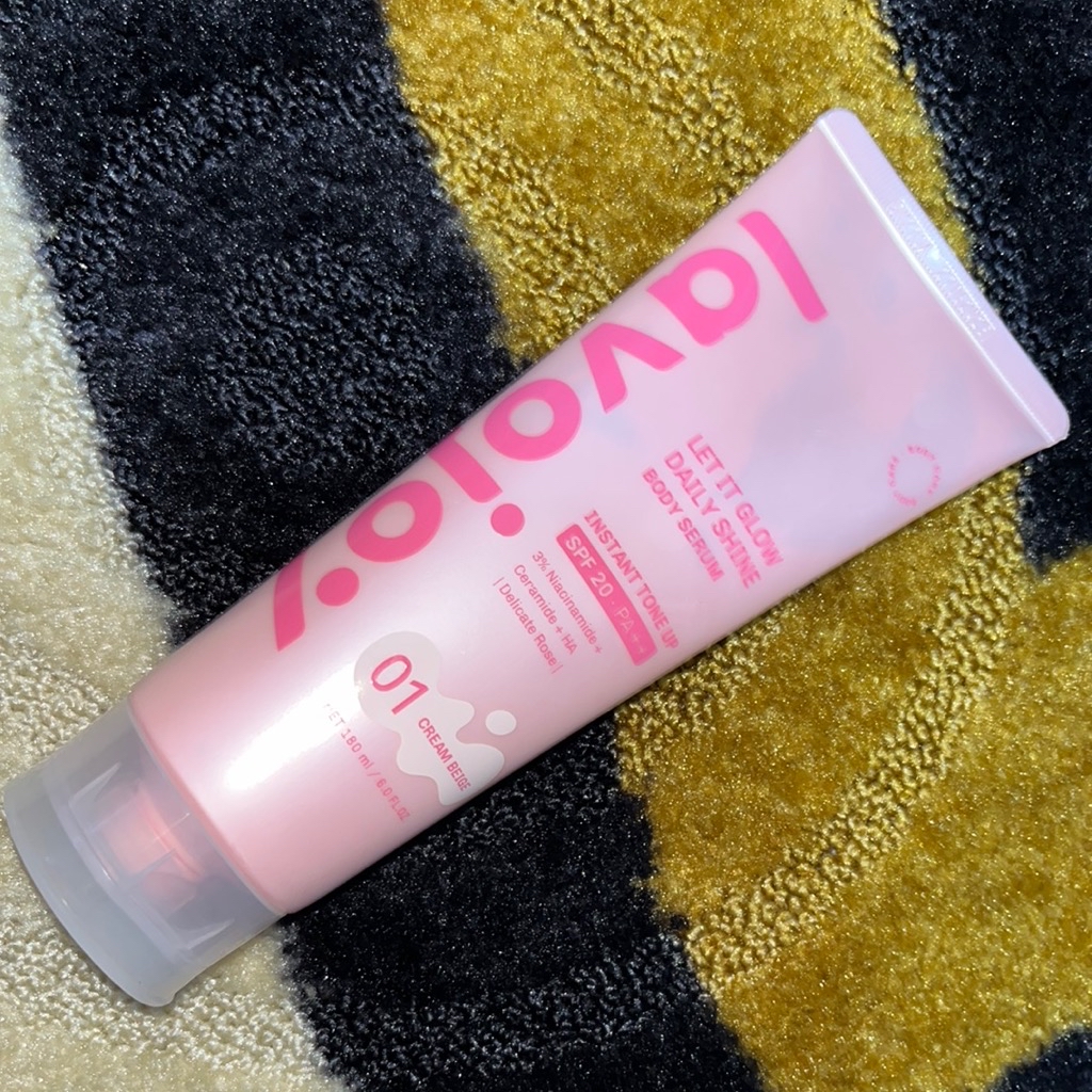 Let It Glow Daily Shine Body Serum Instant Tone Up SPF 20 PA++ imgfdn-b4adbd23-49f7-4e2c-92d5-ac14e0d00ab8