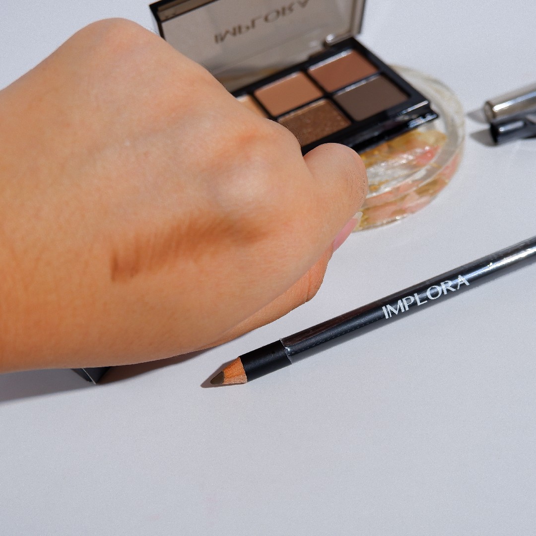 Urban Eyebrow Pencil - 02 Dark Brown imgfdn-f7a88510-9933-460a-9369-e0ffb2ef5eae