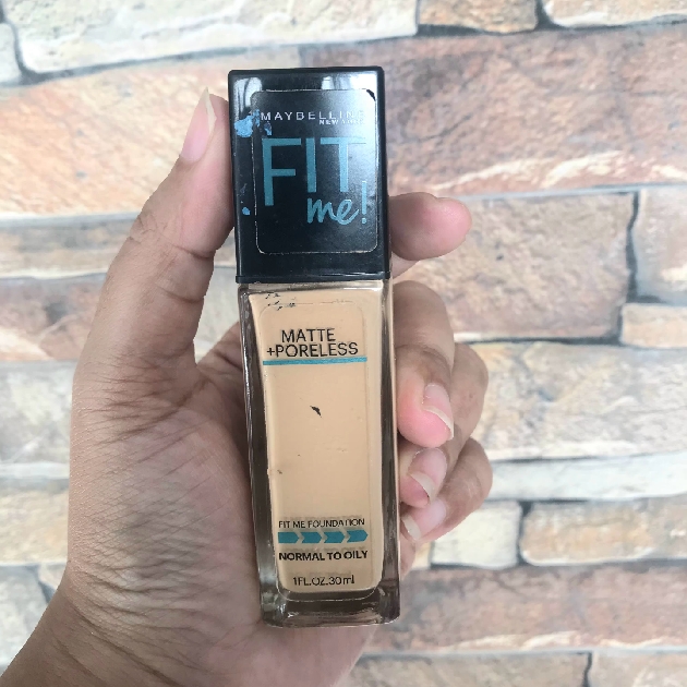 Fit Me! Matte + Poreless Foundation - 335 Classic Tan imgfdn-6827d9f8-ce5f-4d6e-9835-f97c9bf66a74