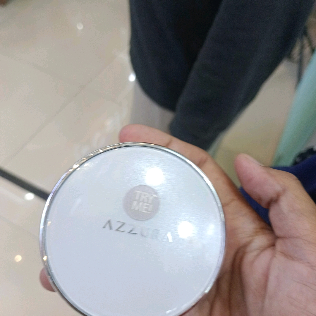 Luminous Cushion - Medium Beige imgfdn-d89851ce-7176-49ee-af82-870bf5305e1b