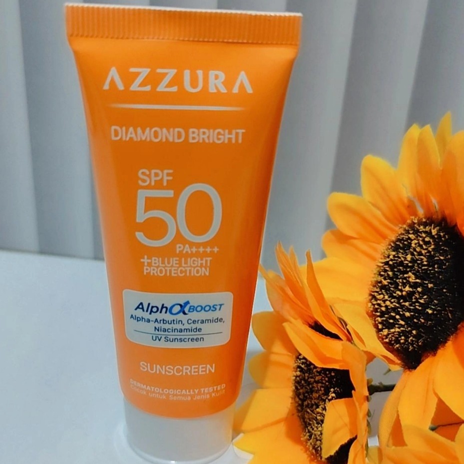 Diamond Bright Sunscreen SPF 50 PA ++++ imgfdn-4fd02da1-171e-416f-a777-0251f5e4b30e