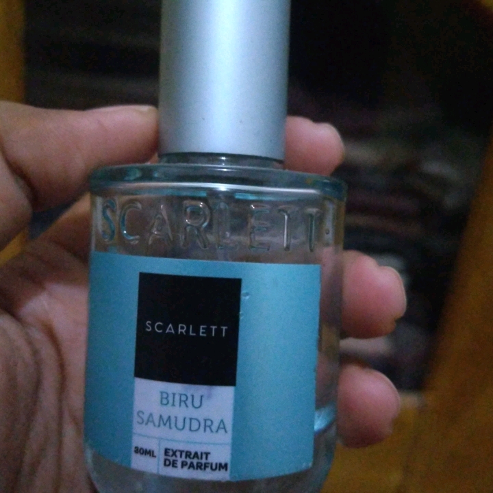 Biru Samudra Extrait De Parfum imgfdn-812217a2-604b-4ab7-8f8f-4b451f427856