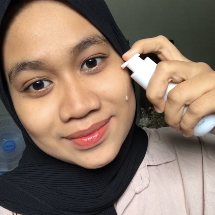 Whitening and Moisturizing Serum imgfdn-323abdd8-77ba-4d12-8046-d3d2abd75a13