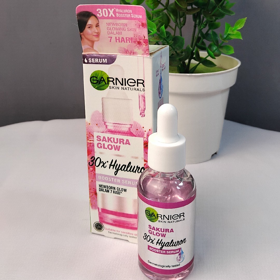 Sakura White Hyaluron 30x Booster Serum imgfdn-628a6029-176a-4f74-ad41-6467af07b7df