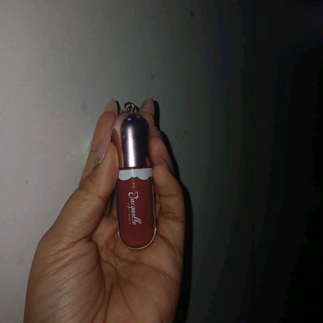 Lip Cloud - Moon - Reformulation in August 2022 imgfdn-544fa47c-fe6a-403d-9b5b-3d42df7baa5b