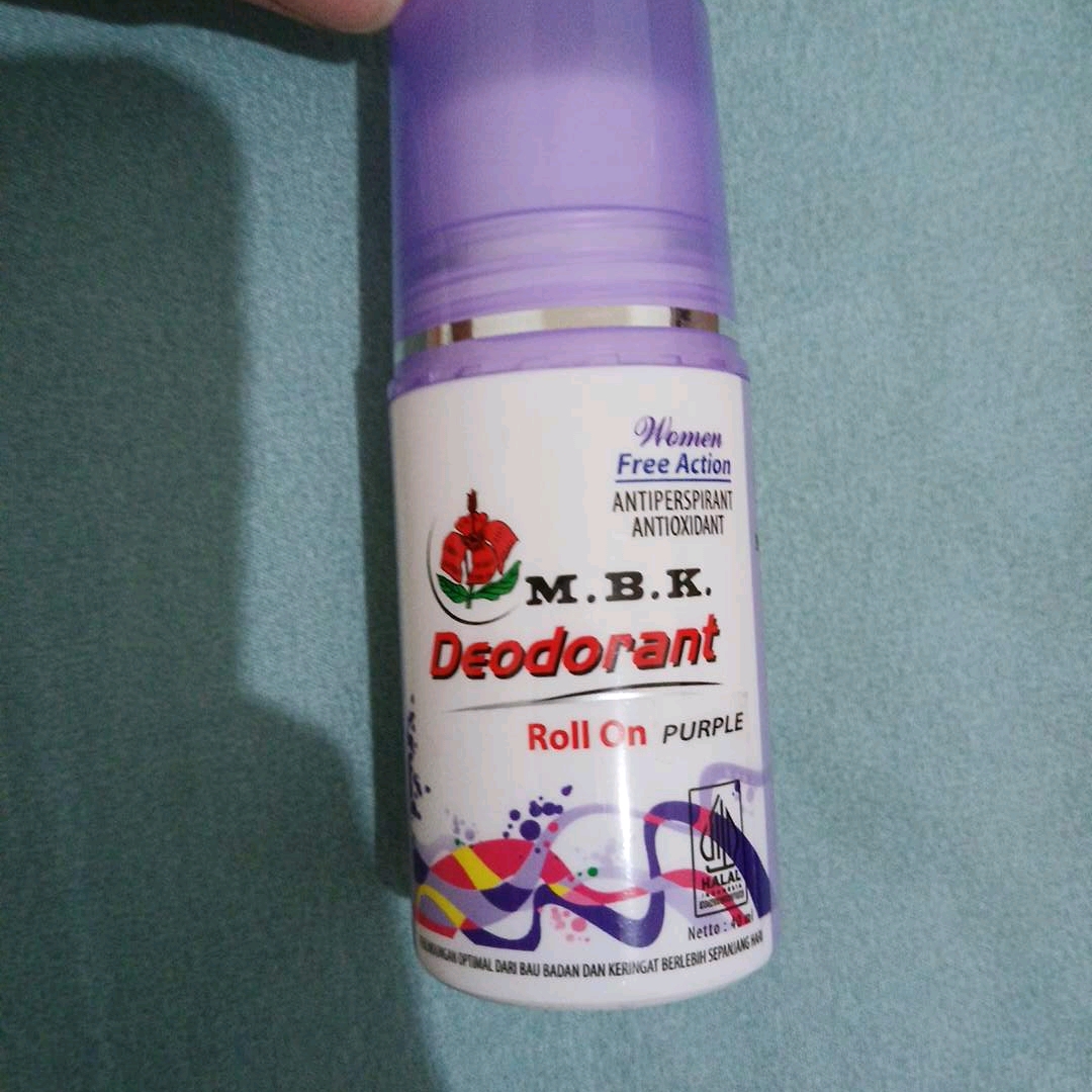 Deodorant Roll On Women Free Action - Ungu imgfdn-9b6645d6-1364-4079-ba5a-e7ba1149bfc4