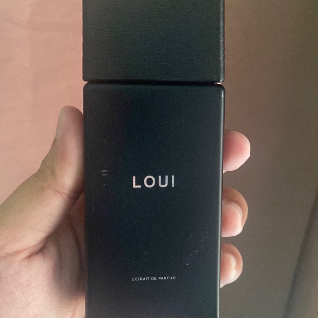 Loui Extrait de Parfum imgfdn-3af66fcb-7d70-43ca-8684-031a70887ea2