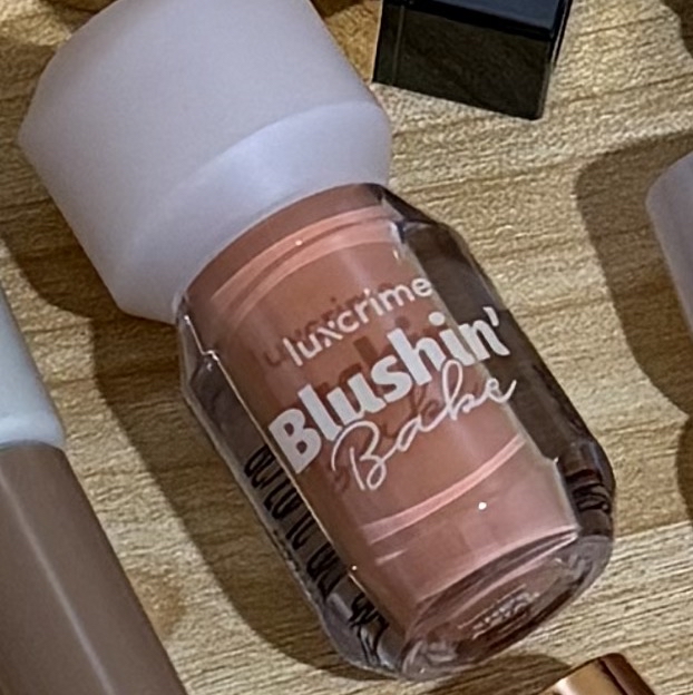 Blushin’ Babe Liquid Blush - She's A Star imgfdn-85f3de43-d03a-4ee9-9621-aed2e95352ae