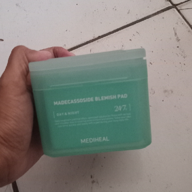 Madecassoside Blemish Pad imgfdn-ad45eb23-2186-47b5-ae27-75a90a1ddc64