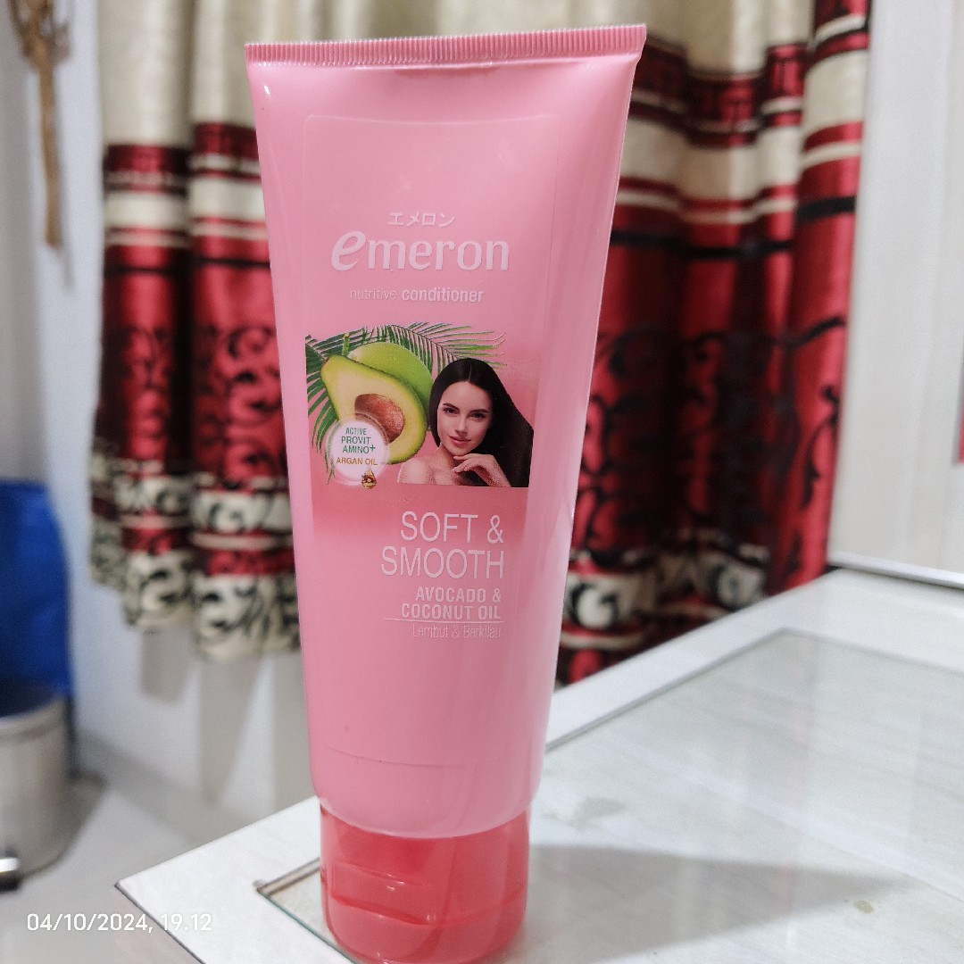 Nutritive Conditioner - Soft and Smooth imgfdn-e4b15d19-bbee-48b8-967c-0f80422f9760