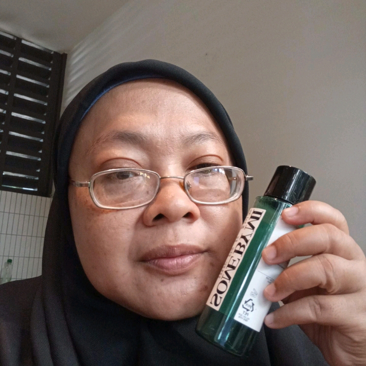 AHA BHA PHA 30 Days Miracle Toner imgfdn-18d4e2cc-9389-40ed-a7d8-bcb350ef06ea