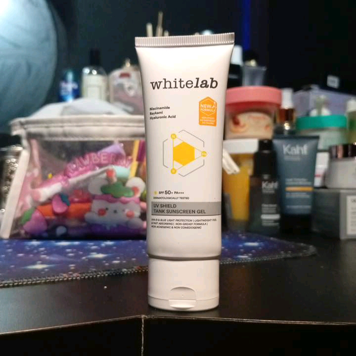 UV Shield Tank Sunscreen Gel SPF 50++ PA++++ imgfdn-cf2464b4-5fac-4df6-a975-8657e6b96c1b