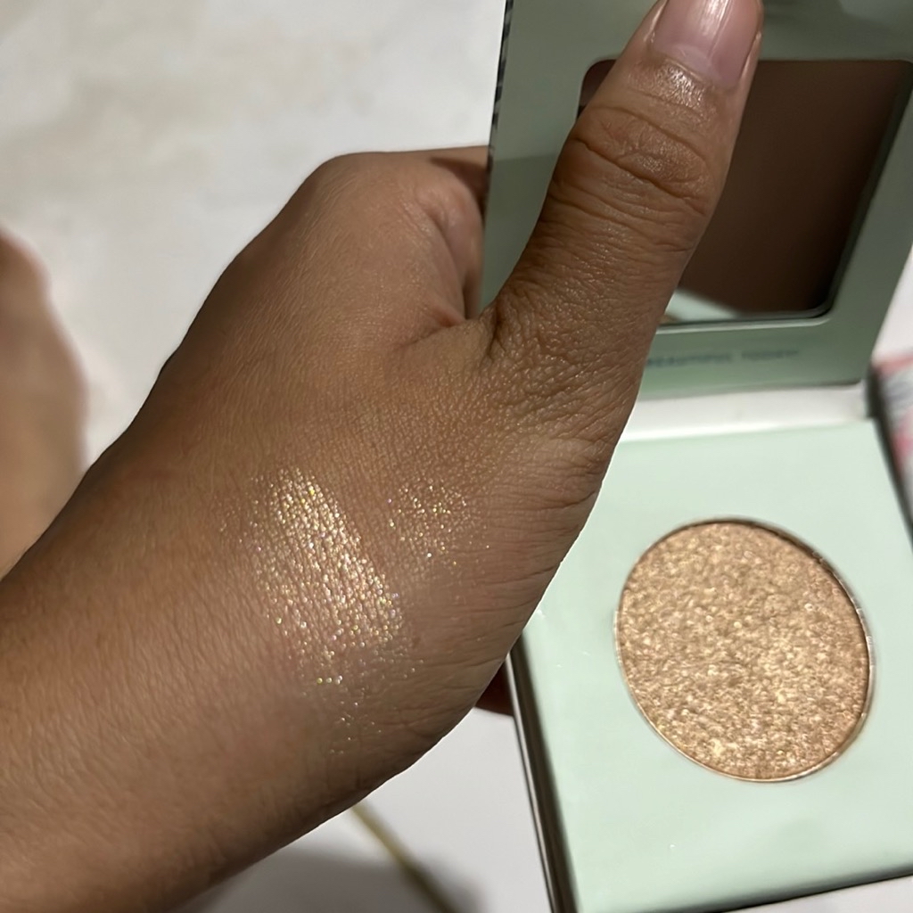 Canggu Highlighter X Rachel Goddard imgfdn-4293ca5f-6396-48b4-aefd-95b8af205d76
