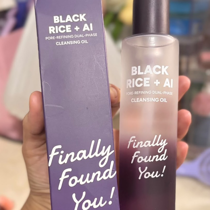 Black Rice + AI Pore-Refining Dual-Phase Cleansing Oil imgfdn-fa1fc8a2-f8ab-4e21-9032-daf0c6c0798b