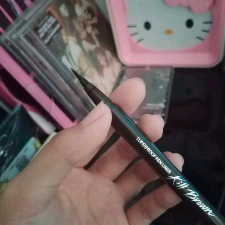 Superproof Pen Liner - Kill Brown imgfdn-3db2ca4f-fd0f-4a7c-bccb-4c0758ce6d7d