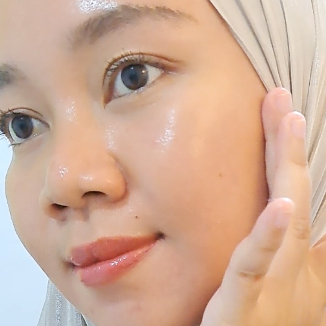 Brightening Serum Concentrate imgfdn-77d90dd2-a44b-4d46-a8bb-3c5df233495b