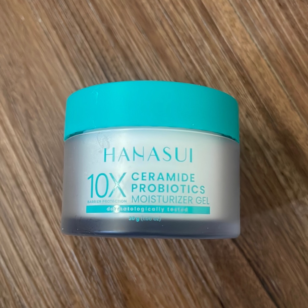 10X Ceramide Probiotics Moisturizer Gel imgfdn-65a23e08-f046-4903-94b6-45bb6dc7572b