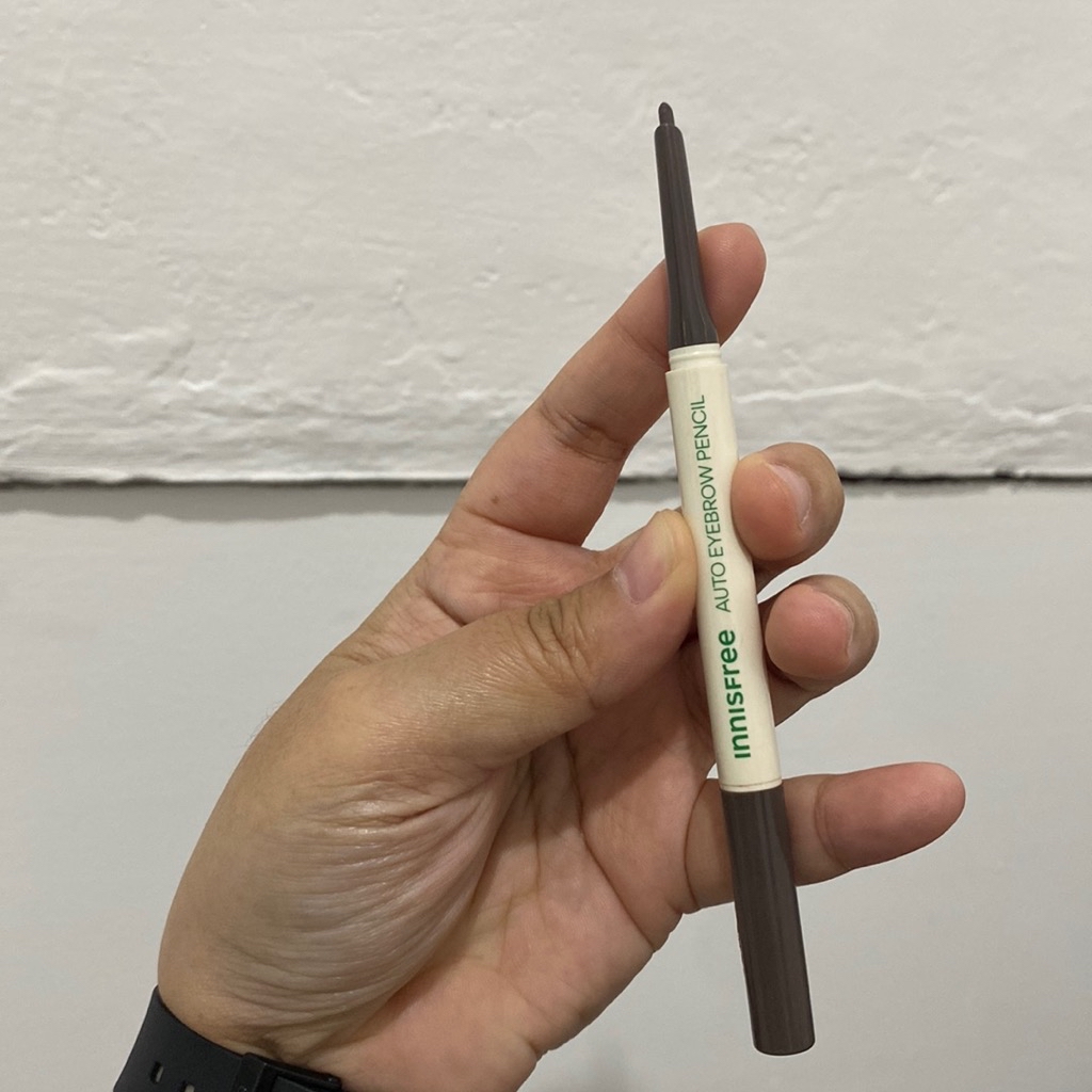 Auto Eyebrow Pencil - Ash Brown imgfdn-639ca568-23f8-41c9-b771-80ffb35ad609