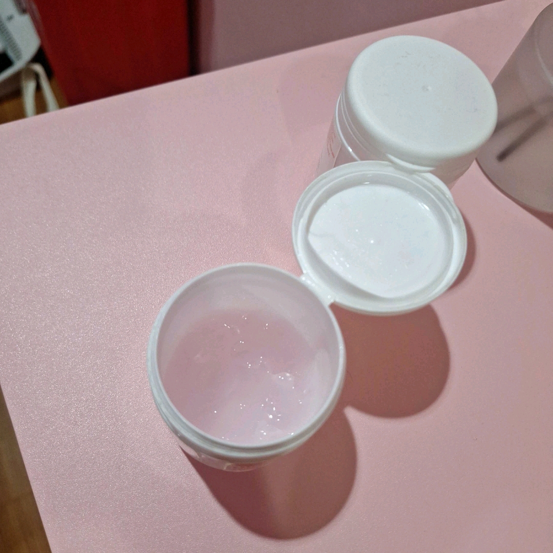 Dry Skin Gel imgfdn-18cad3e0-8d35-4a02-96d0-a3ba7a82ee39