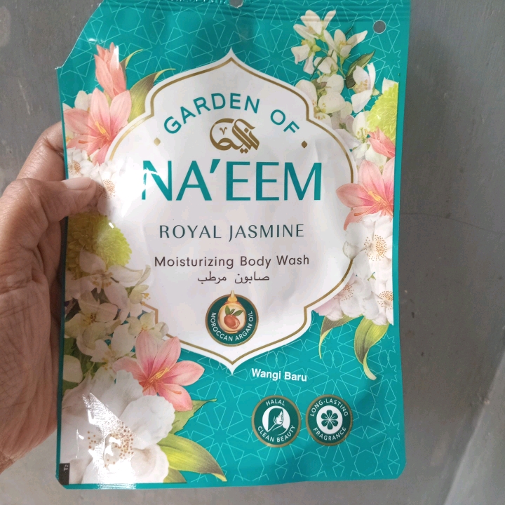 Moisturizing Body Wash - Royal Jasmine imgfdn-2f462988-49cc-48bc-9b99-36e14b1f958f