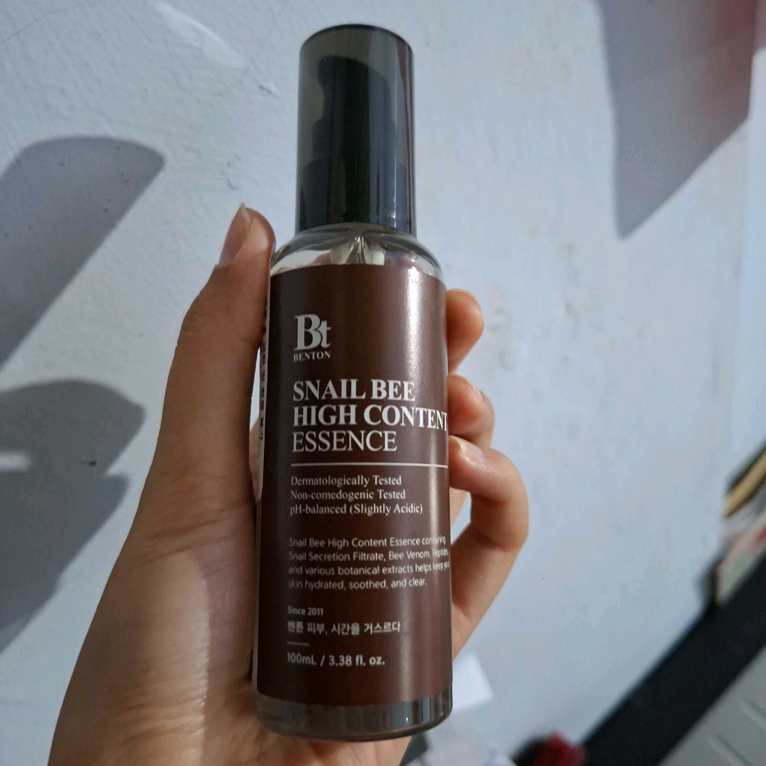 Snail Bee High Content Essence imgfdn-1114d465-d32a-4db0-9d3d-24bf9cf1b829