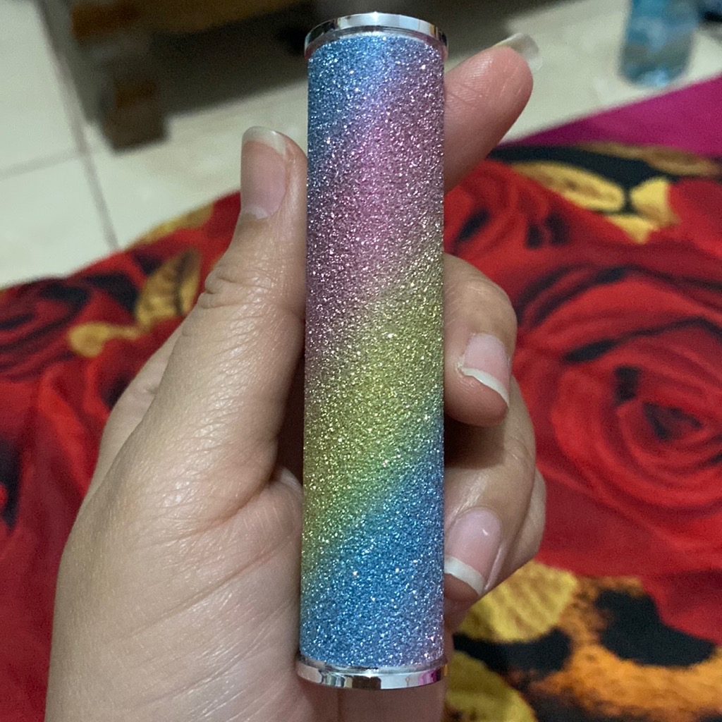 Rainbow honey lip balm imgfdn-443781a8-753c-4460-acc1-288876c311e4