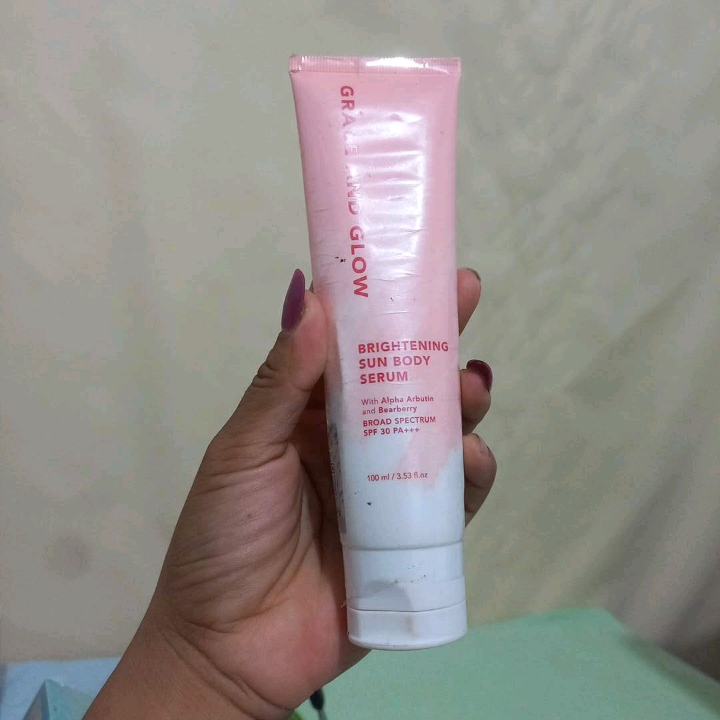 Brightening Sun Body Serum SPF 30 PA+++ imgfdn-72cf5fe7-2e42-43ec-a8e0-e430f8ff4a61