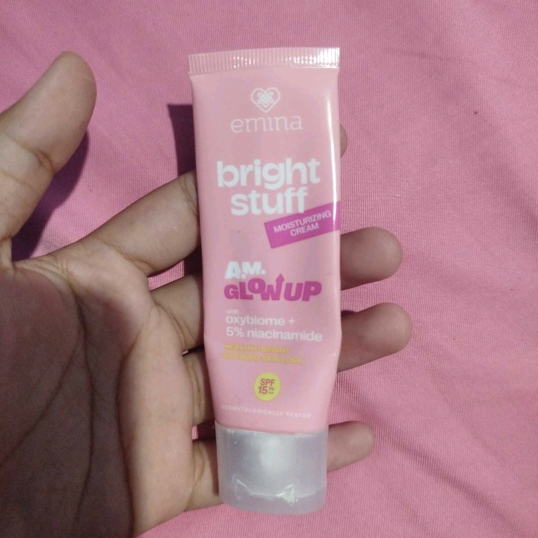 Bright Stuff Moisturizing Cream imgfdn-e33099ff-023f-4023-9b68-7332b45b9454