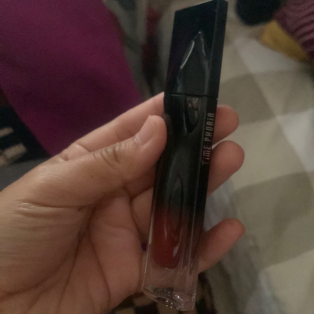 Stellar Dust Lip Stain - 06 Nerose imgfdn-7d6b3cde-9867-4bc3-a181-63977ced352a