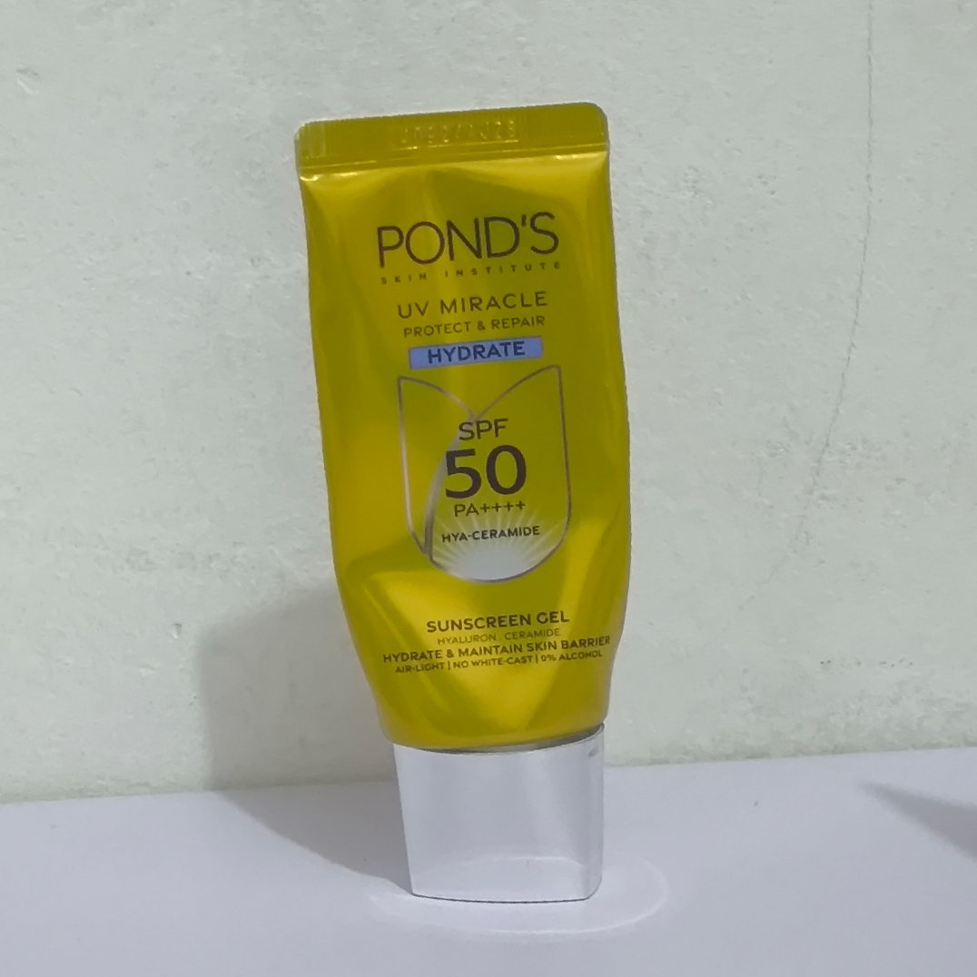 UV Miracle Protect & Repair Sunscreen Hydrate SPF50 imgfdn-c26973f2-d6df-4cd4-a83f-9ab23c896b5e