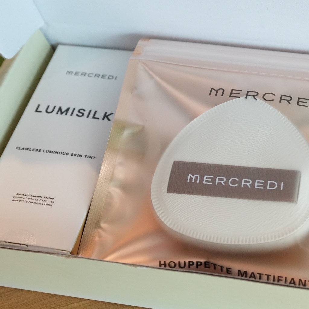 Lumisilk Flawless Luminous Skin Tint - W20 Sand imgfdn-990eb1c5-2a9a-4866-abbf-8d66efee407d