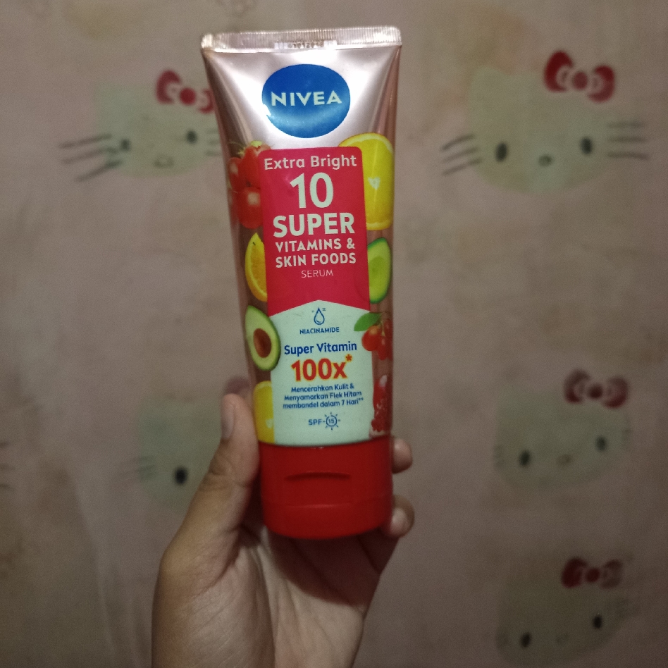 Extra Bright Body Serum 10 Super Vitamin & Skin Food imgfdn-7ae31e4d-c95d-49e5-a806-7886bfea0ec1