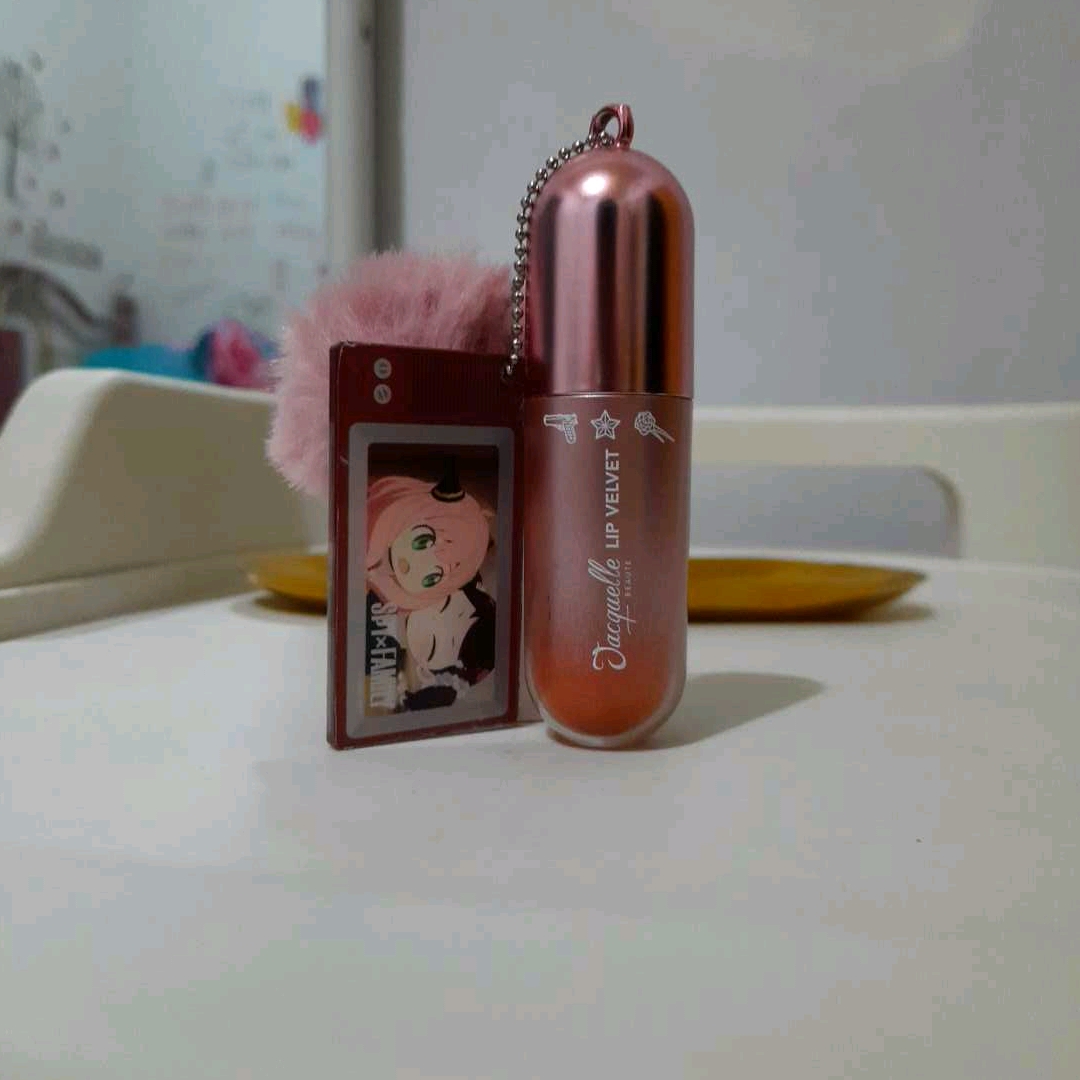 Lip Velvet SPY x Family Edition - Lucky imgfdn-b98c168f-41fb-4c6e-a4d5-f9d2be3331ab