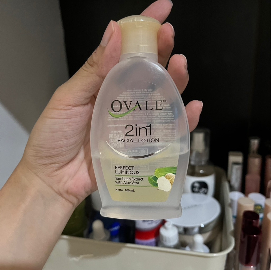 Facial Lotion - Whitening imgfdn-4e2964b1-a5f9-41e2-8e1b-839d7d3aac79