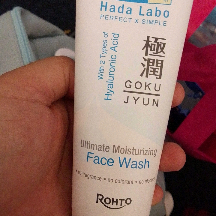 Gokujyun Ultimate Moisturizing Face Wash imgfdn-713f5035-a8a4-44c4-a10d-9965362180c8