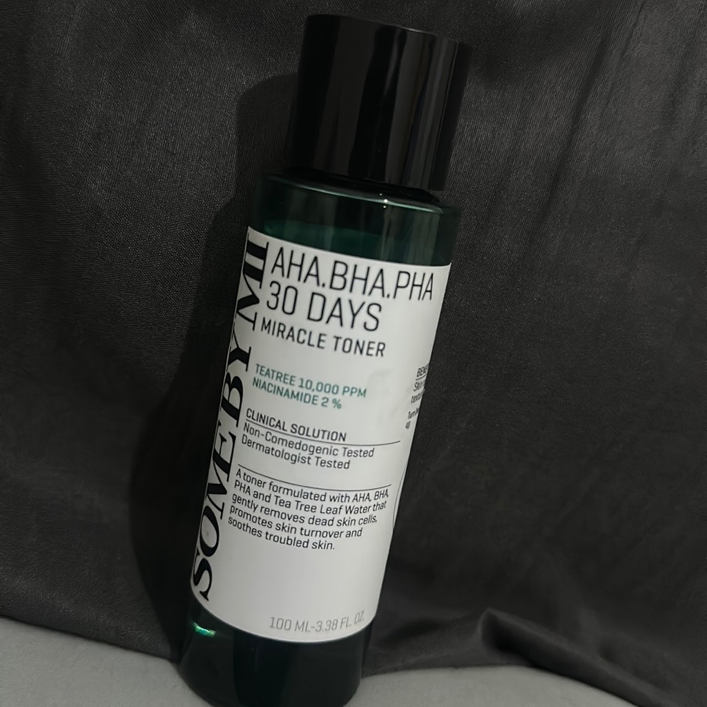 AHA BHA PHA 30 Days Miracle Toner imgfdn-a256c9fd-9caa-45ba-8bb6-31a3789833d9