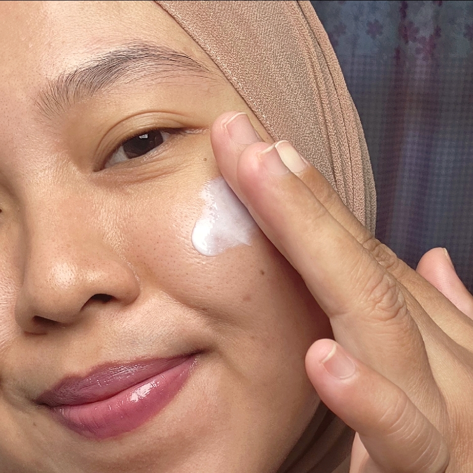 Gentle Barrier Physical Sunscreen SPF 50+ PA++++ imgfdn-2fa37864-f83b-4c4c-a903-71668eb1dcaf
