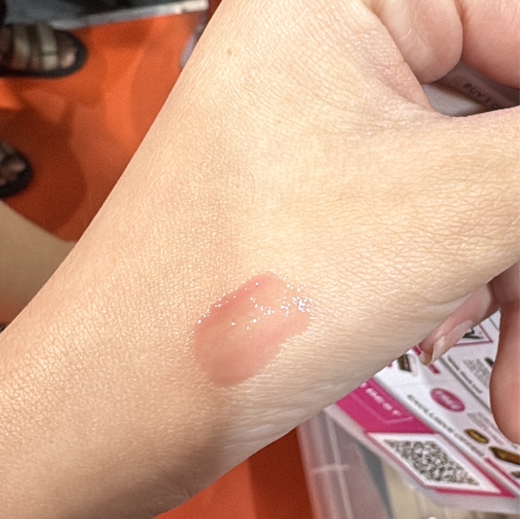 Sunny Glow & Plumpy Pop Lip Serum - Juicy Peach imgfdn-c6a0f467-8513-4cf6-80a2-84cb9dd389b4