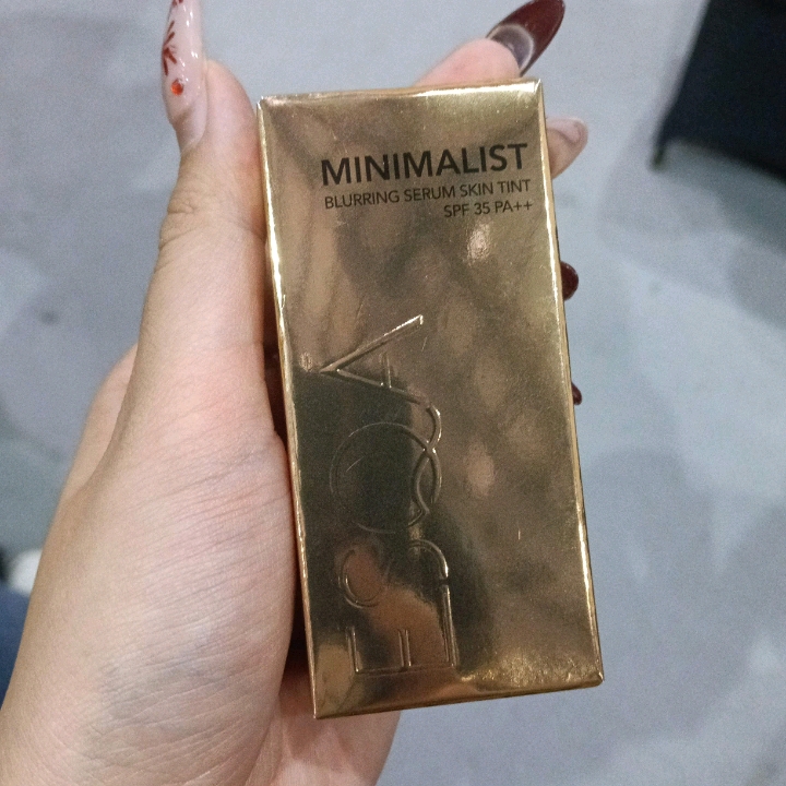 Minimalist Blurring Serum Skintint SPF 35 PA++ - Vanilla imgfdn-2df8fef0-cdbe-42eb-a0a8-95890ee111f1